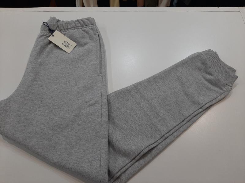 BABUCHA CLASICA COLEGIAL GRIS T.18