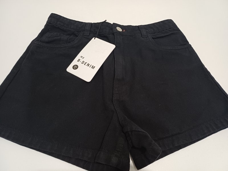 SHORT ANTHEM T.15