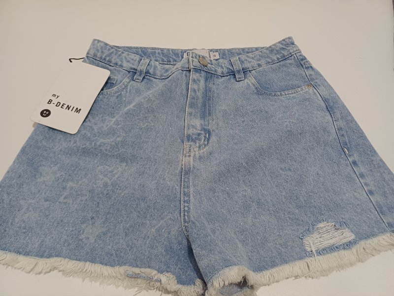 SHORT DREAMER T.15