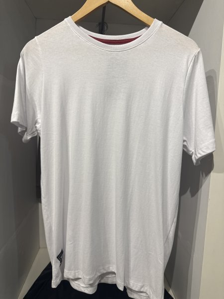 REMERA MANGAS CORTAS LISA BCA. T.14.16.18 NEGRO T.14.16.18
